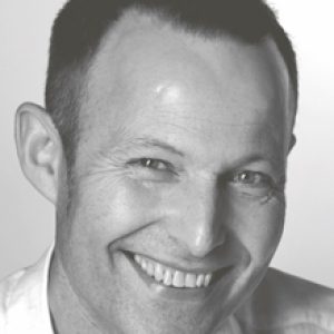 Peter Harvey, designer del divano Mon Coeur e della poltrona Nautile per LaCividina