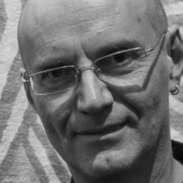 L architetto e designer anconetano Roberto Giacomucci autore della collezione Bold58