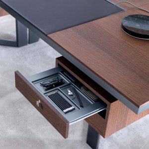 Tavolo tondo Lloyd da 140 cm per ufficio direzionale