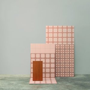 Piastrella Betty Set di Mutina con elemento grafico
