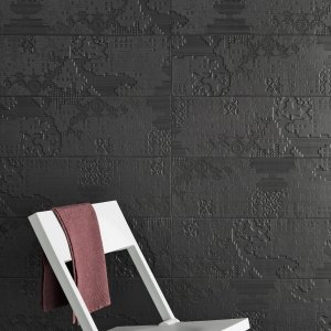 Dettaglio della texture Bas-Relief Code di Mutina