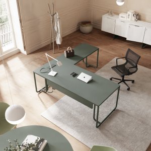 Complemento Multy con ruote accanto al bench Itube