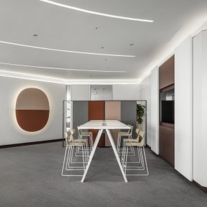 Cross con piano impiallacciato in rovere naturale