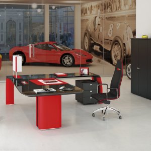 Alfa di Codutti: piano in vetro laccato bianco e gambe in cuoio carbonio, collezione AlfaOmega