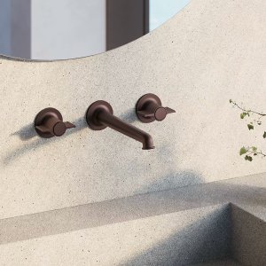 Gruppo lavabo tre fori Flora di Fantini con maniglie a un’ala in cromo