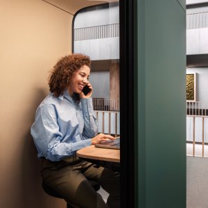 Luce di occupazione sul tetto del pod Framery One Compact
