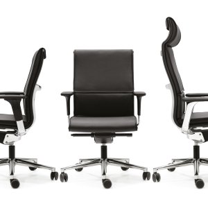 Una Chair con struttura verniciata bronzo