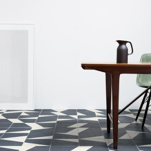 Puzzle Anglesey a pattern blu e bianco