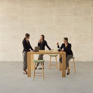 Kyo Sit to Stand con piano regolabile in altezza