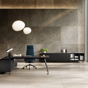 Tavolo riunioni Énosi con top-access bianco in alluminio e piano in vetro