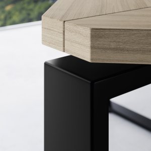Contenitore wire management sottopiano del tavolo I-Meet con prese schuko e dati