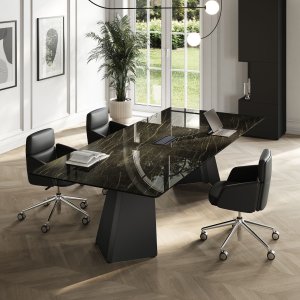 Profilo della scrivania Monolith di Orlandini Design: piano sottile su gambe a V