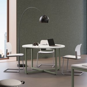 Workstation bench Sigma per quattro persone con gambe a ponte verniciate verdi