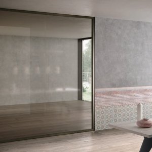 Contenitore Giano con cassetto e fondo in vetro su Simple Bold