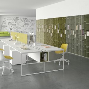 Postazioni operative 20.Venti di MDF Italia con telaio in acciaio 20 x 20 mm