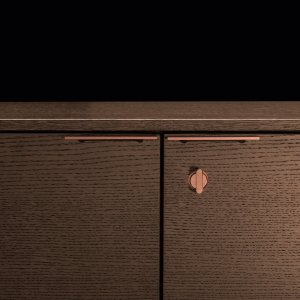 Ambiente Metar chiaro in rovere naturale e rame rosa
