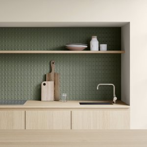 Punto Up Matt Grey, listello grigio opaco con punto in rilievo