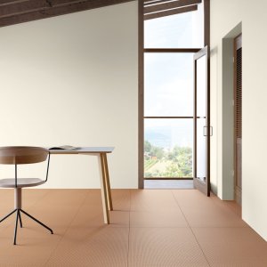 Terrazza esterna pavimentata in Pico UP con finitura R11