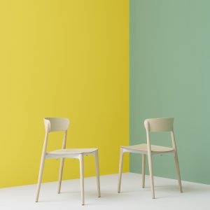 La poltroncina 2825 con braccioli