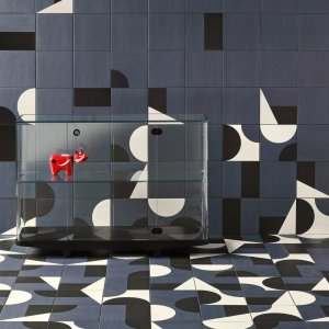 Rivestimento Puzzle in una sala riunioni
