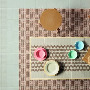 Tape Mutina pattern Zigzag Black su base nera