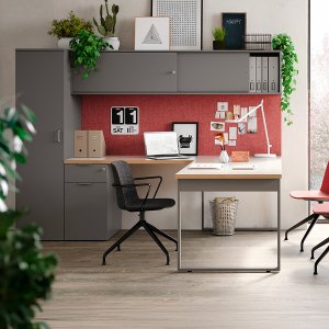 Bench Pigreco a quattro posti con piani bianchi a scaloppa