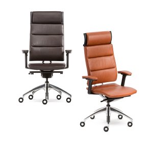 Sedia ufficio direzionale Open Up di Sedus vista di tre quarti in un ufficio di direzione