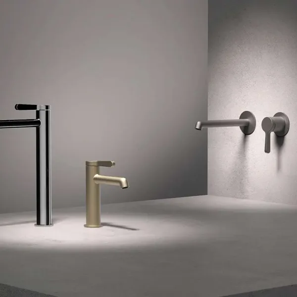 Rubinetto di design Fantini in un bagno di rappresentanza